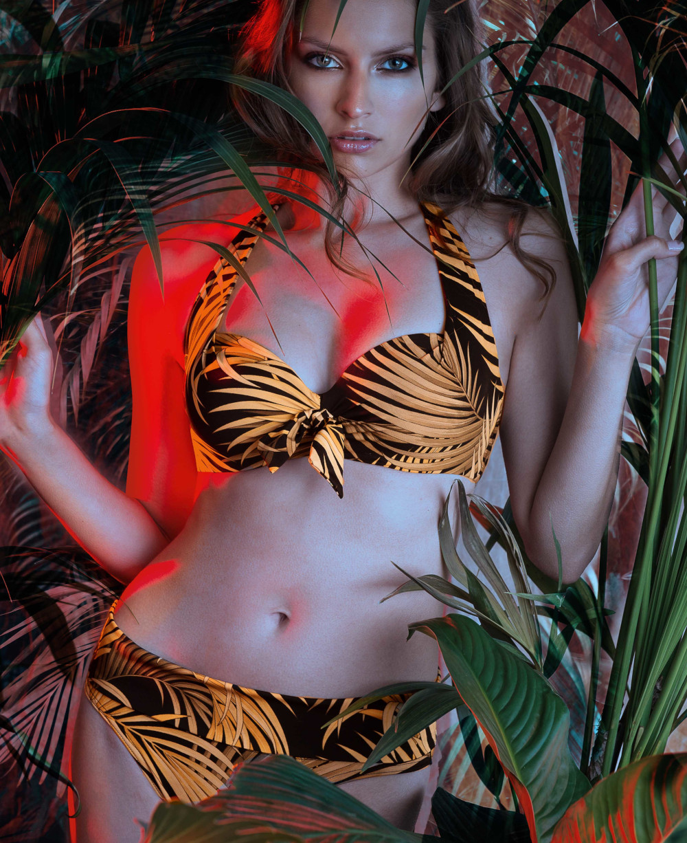 Bikini von Nicole Olivier mit exotischem Blätter-Print