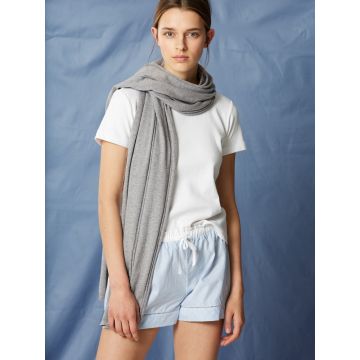 Schal Softwear grau von Maison Lejaby mit Kaschmir und Seide - T-Shirt und Shorts sind nicht im Lieferumfang enthalten