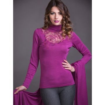 Merinowolle-Seide Rollkragen Shirt mit schweizer Spitze von Artimaglia fuchsia - Stola nicht im Lieferumfang enthalten