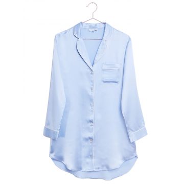 100% Seide Sleepshirt Camilla Candy Blue Hellblau mit cremeweißer Biese von Radice