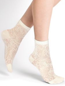 Damen Socken mit Blumenmuster aus 75% Seide in schnee von Bleuforêt