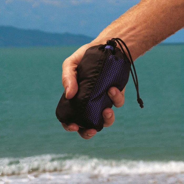 Reiseschlafsack Travel Sheet Silk Cotton von Cocoon in blau